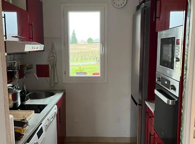 Claire Rive Appt 45 公寓